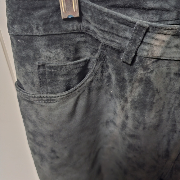 Danier suede pants - Picture 6 of 12